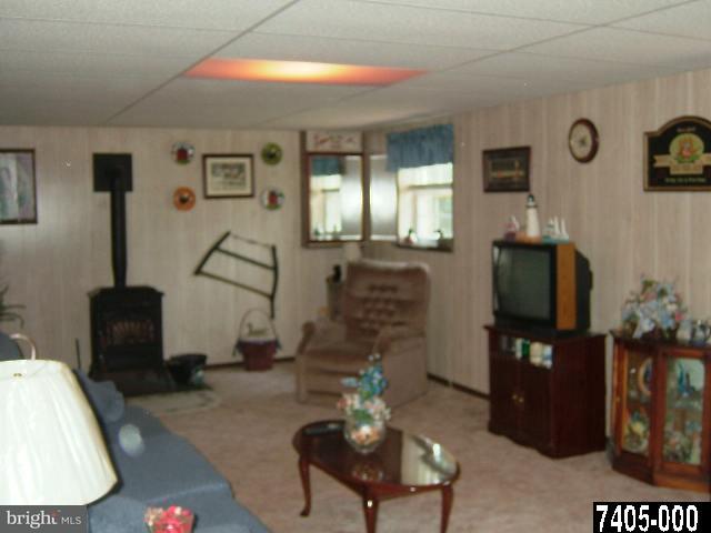 1027 Friar Run Hanover, PA 17331 - Photo 4 of 8 Gallery Image 4