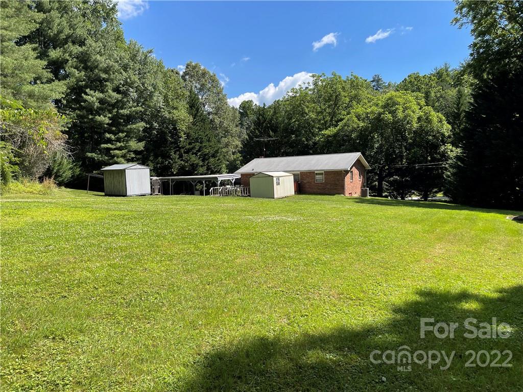 288 Flynn Branch Road Fletcher, NC 28732 - Photo 5 of 14 Gallery Image 5
