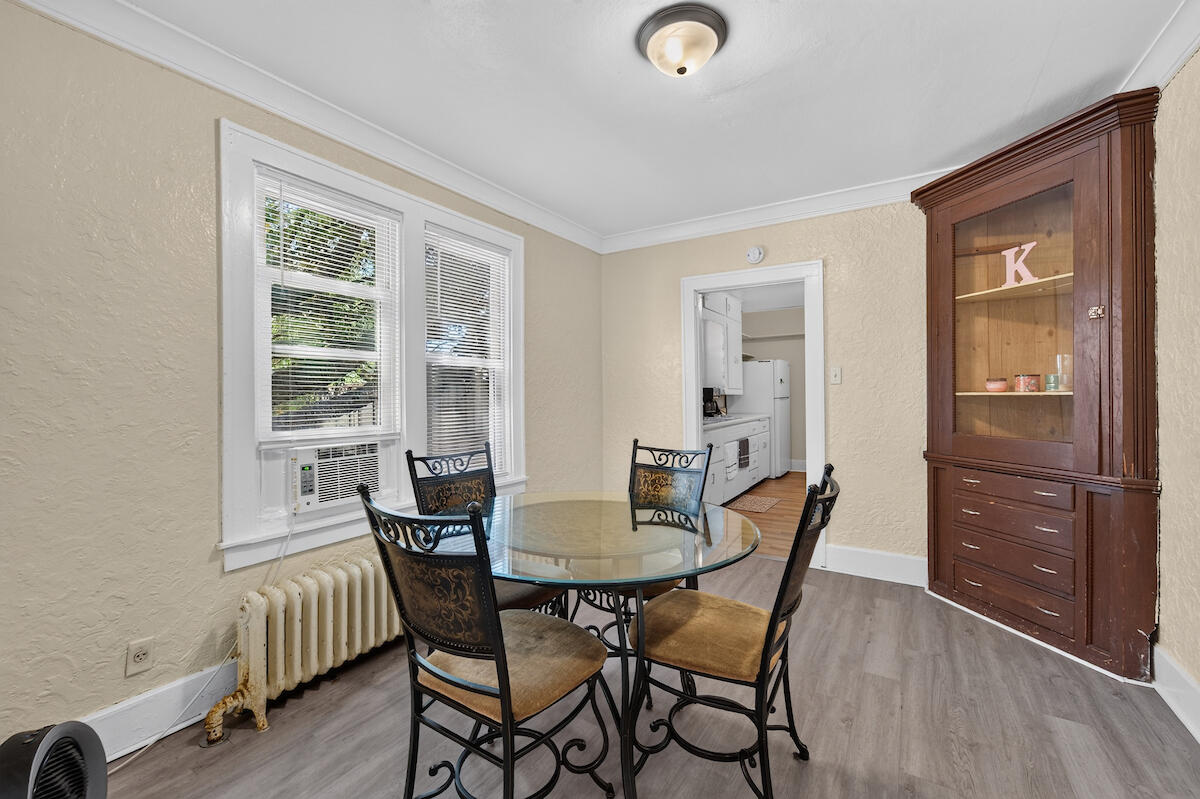 6522 28th Avenue Kenosha, WI 53143 - Photo 13 of 27 Lower Dining Room