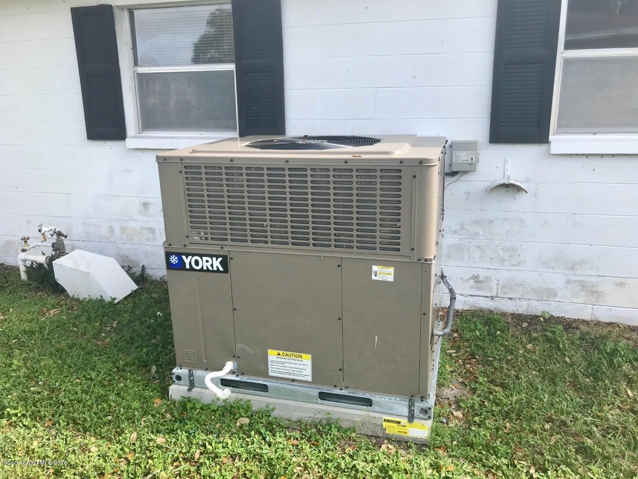 19 Valencia Road Rockledge, FL 32955 - Photo 24 of 28 thumbnail_IMG_1765