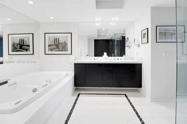 $3,699,000 | 1331 Brickell Bay Drive, Unit 4201, Miami, FL 33131