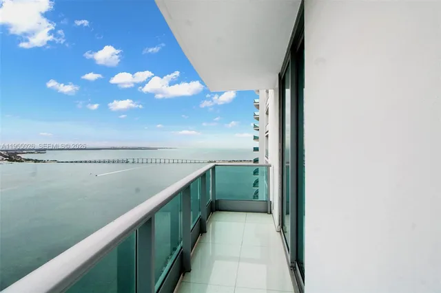 $3,699,000 | 1331 Brickell Bay Drive, Unit 4201, Miami, FL 33131
