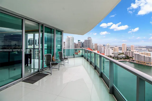 $3,699,000 | 1331 Brickell Bay Drive, Unit 4201, Miami, FL 33131