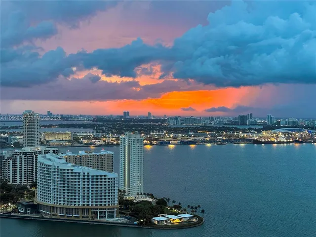 $3,699,000 | 1331 Brickell Bay Drive, Unit 4201, Miami, FL 33131