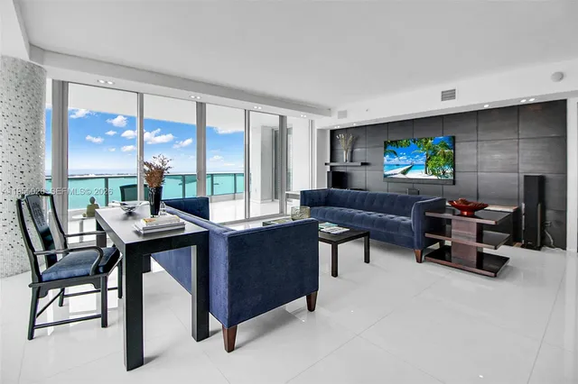 $3,699,000 | 1331 Brickell Bay Drive, Unit 4201, Miami, FL 33131
