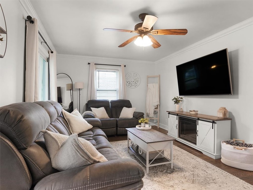 151 Belmont Road Greece, NY 14612 - Photo 5 of 50