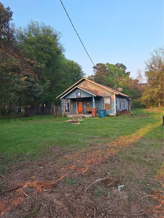 $49,900 | 518 North Live Oak Street, Carthage, TX 75633