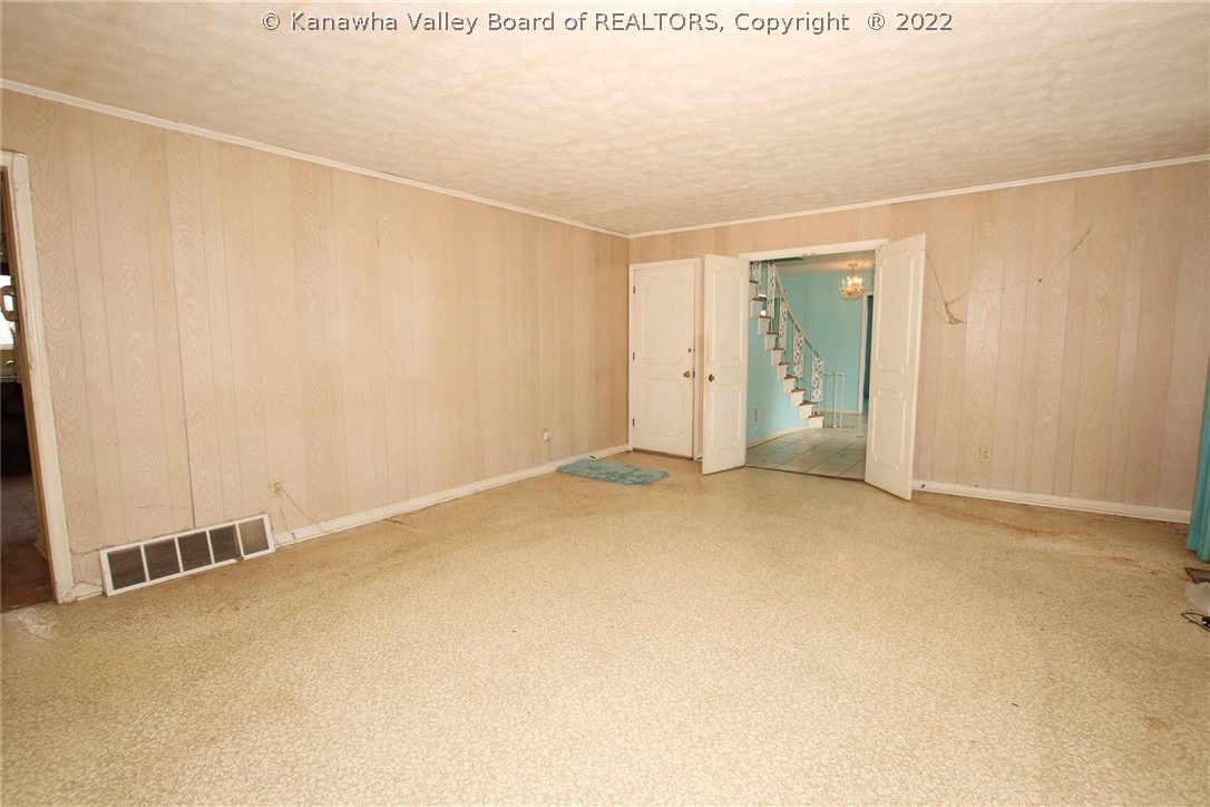 1566 Nottingham Road Charleston, WV 25314 - Photo 11 of 50 Gallery Image 11
