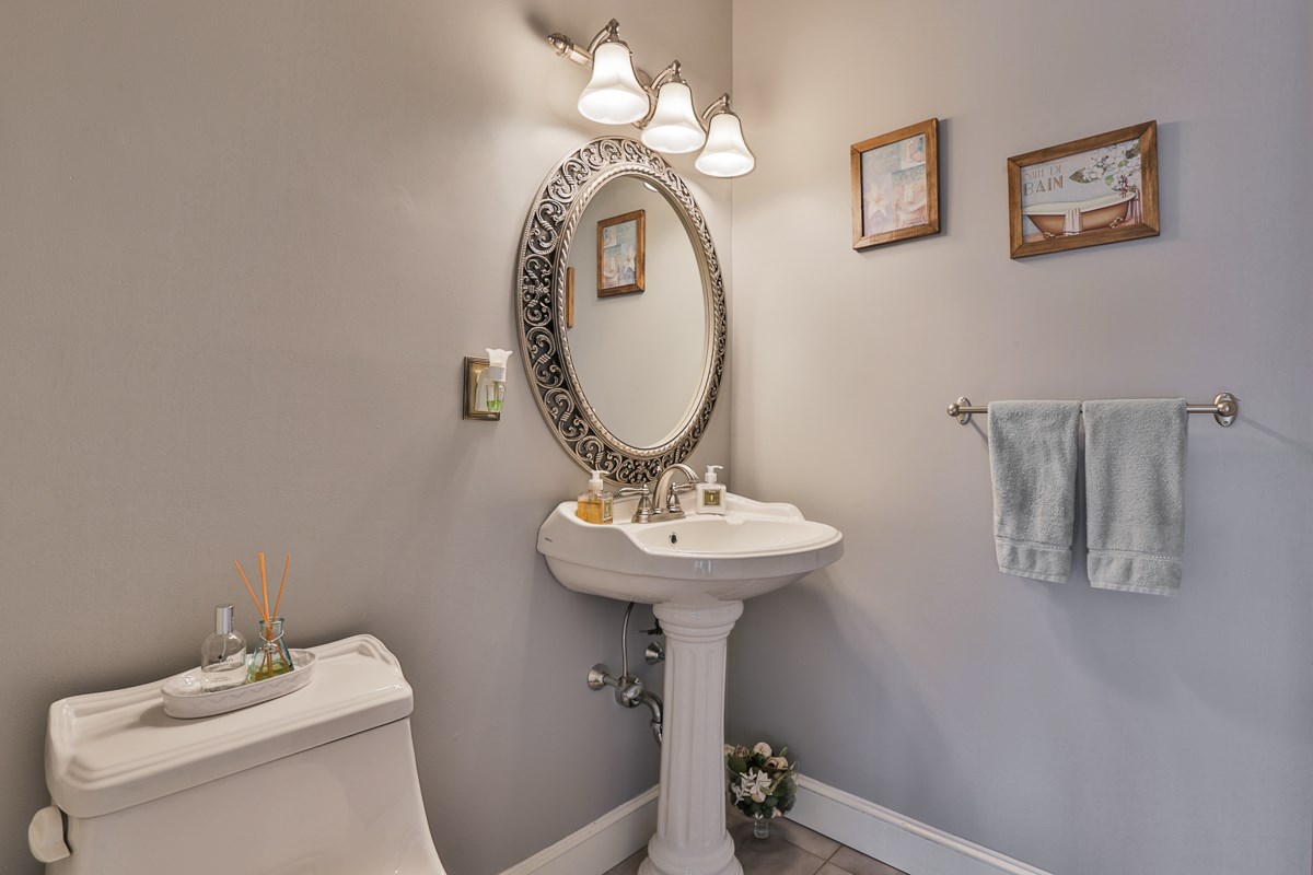 5 Golden Meadow Road Hampstead, NH 03841 - Photo 23 of 40