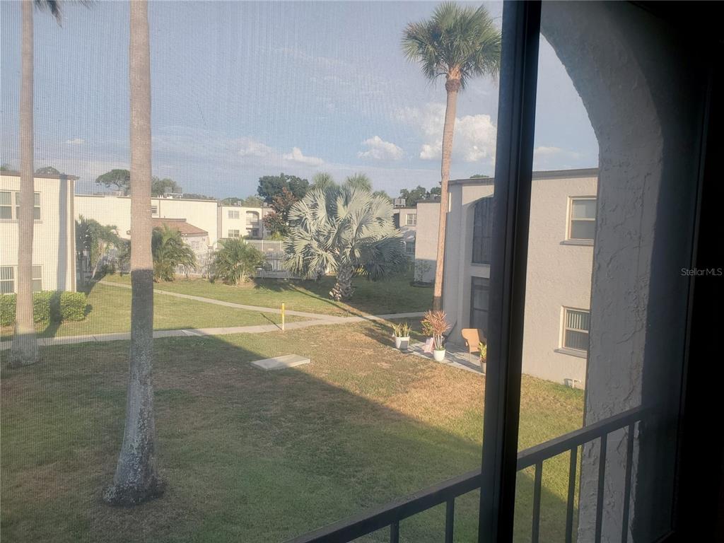 7701 Starkey Road, Unit 316 Seminole, FL 33777 - Photo 2 of 23