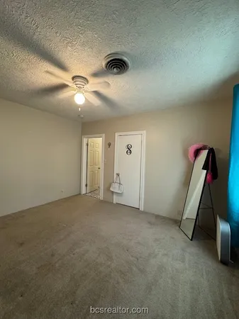 a view of a garage