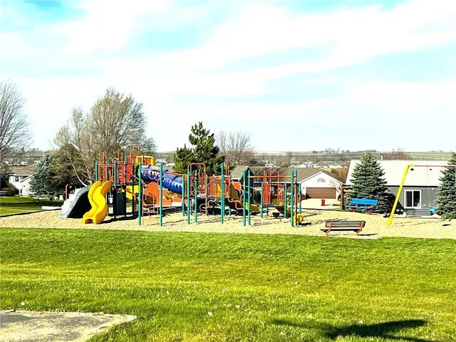 $70,000 | 85 Rolling Hills Drive, Elgin, MN 55932