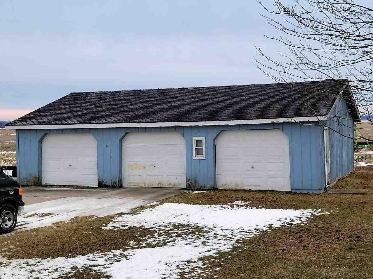 640 Sheridan Line Road Melvin, MI 48454 - Photo 2 of 28