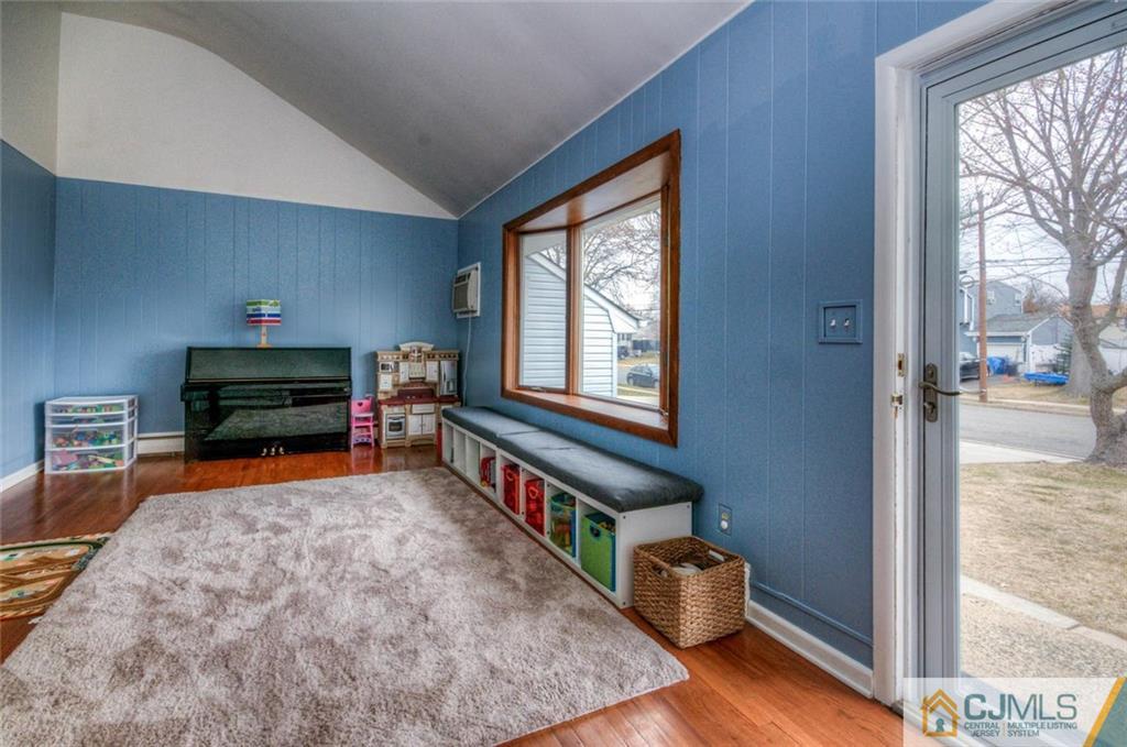 1318 Seneca Road North Brunswick, NJ 08902 - Photo 3 of 24 Gallery Image 3