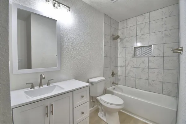$335,000 | 2264 West Longbottom Road, Avon Park, FL 33825