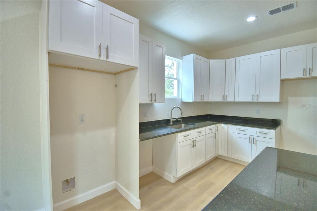 2264 West Longbottom Road Avon Park, FL 33825 - Photo 8 of 40