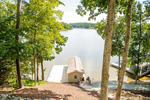 $799,000 | 444 Smokehouse Lane, Semora, NC 27343