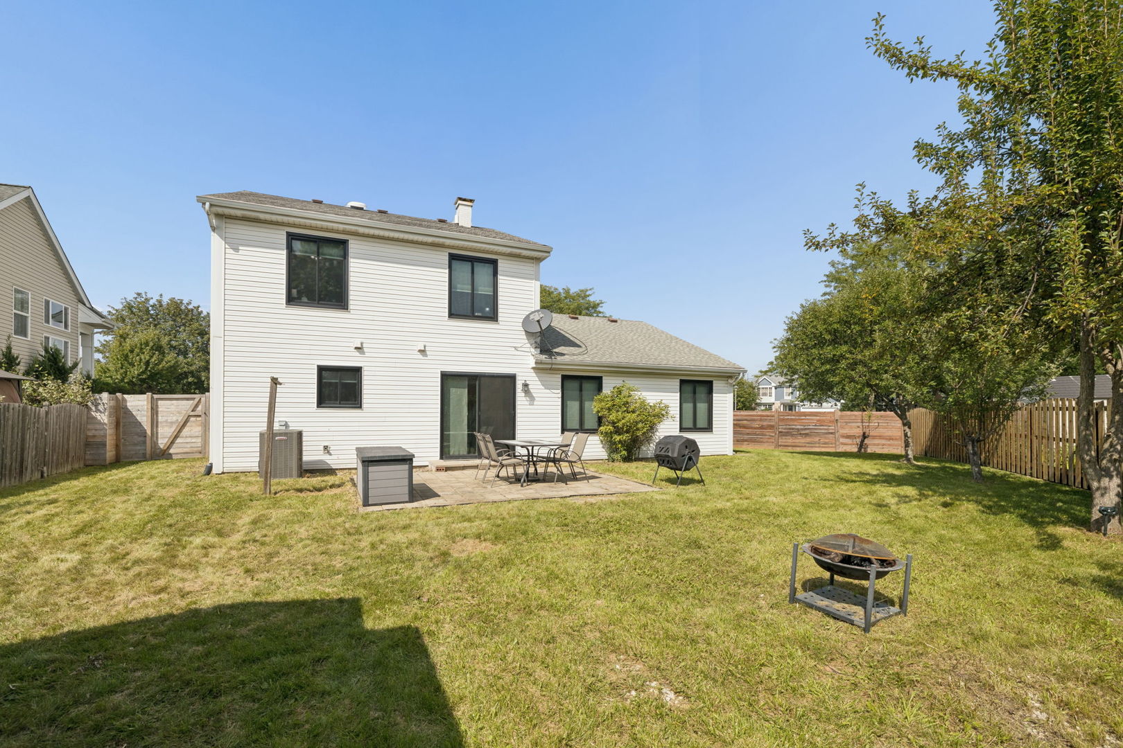 556 Foxford Road Bartlett, IL 60103 - Photo 20 of 32 Gallery Image 20