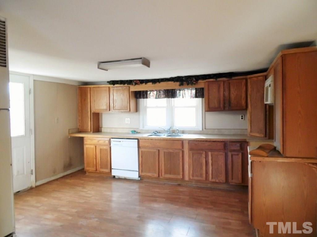 401 Mattress Factory Road Mebane, NC 27302 - Photo 3 of 8 Gallery Image 3