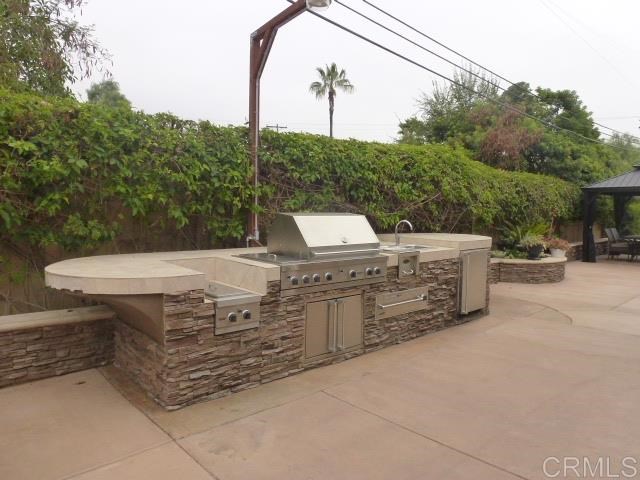 1003 Via Marco Vista, CA 92084 - Photo 29 of 33