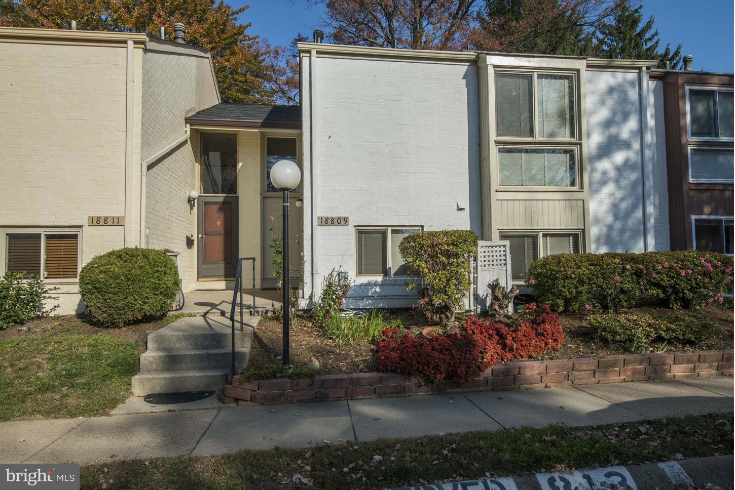 18809 Walkers Choice Road Gaithersburg, MD 20886 - Photo 1 of 25 Exterior (Front)