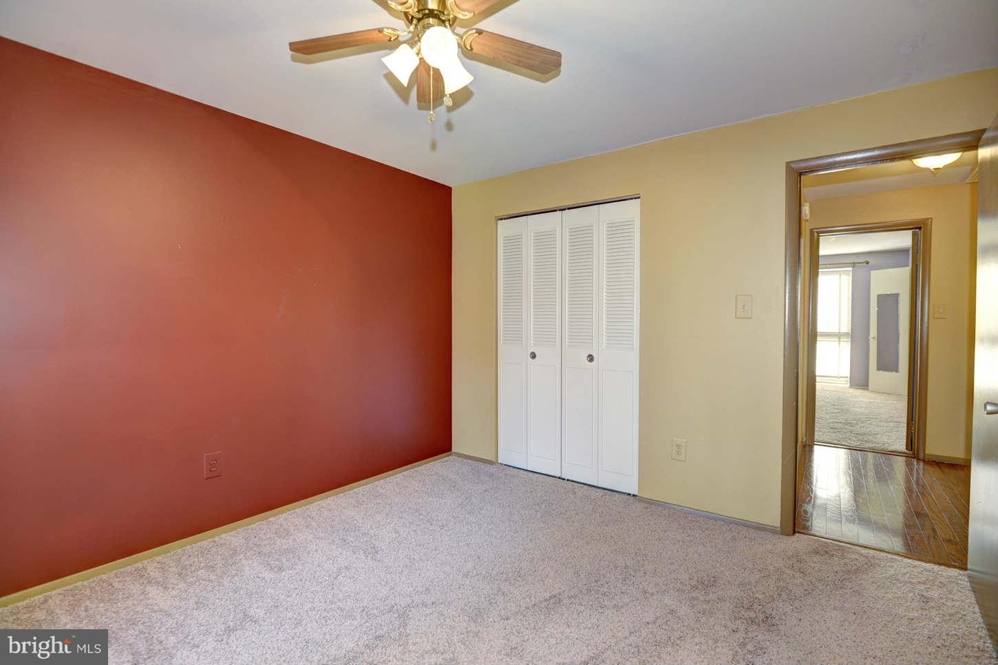 18809 Walkers Choice Road Gaithersburg, MD 20886 - Photo 19 of 25 Bedroom 3