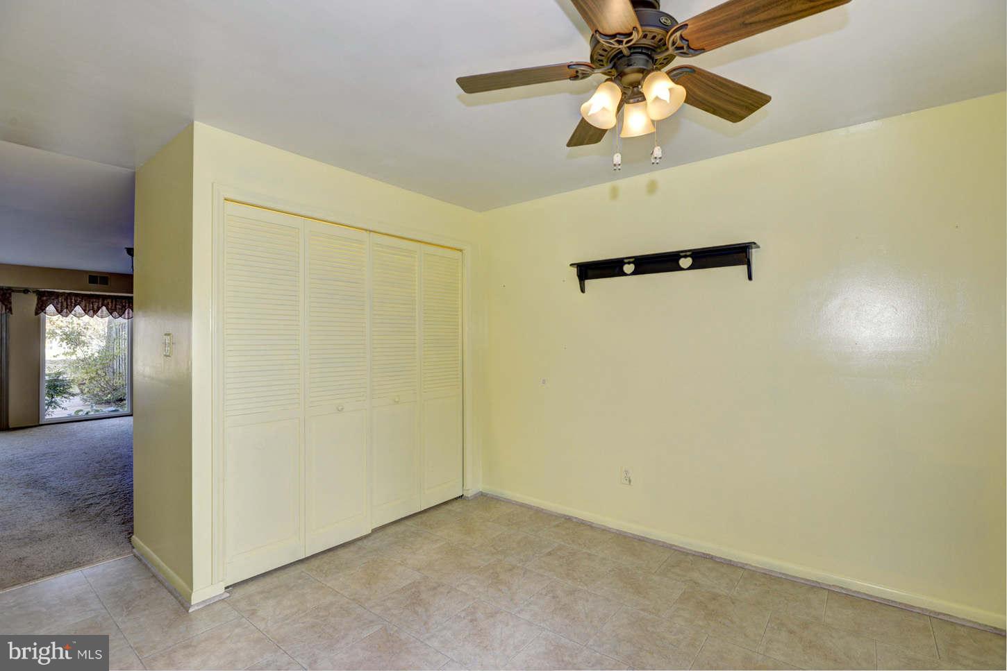 18809 Walkers Choice Road Gaithersburg, MD 20886 - Photo 7 of 25 Kitchen