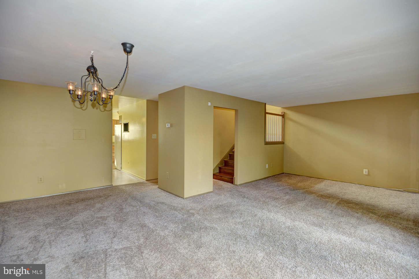 18809 Walkers Choice Road Gaithersburg, MD 20886 - Photo 10 of 25 Dining Room