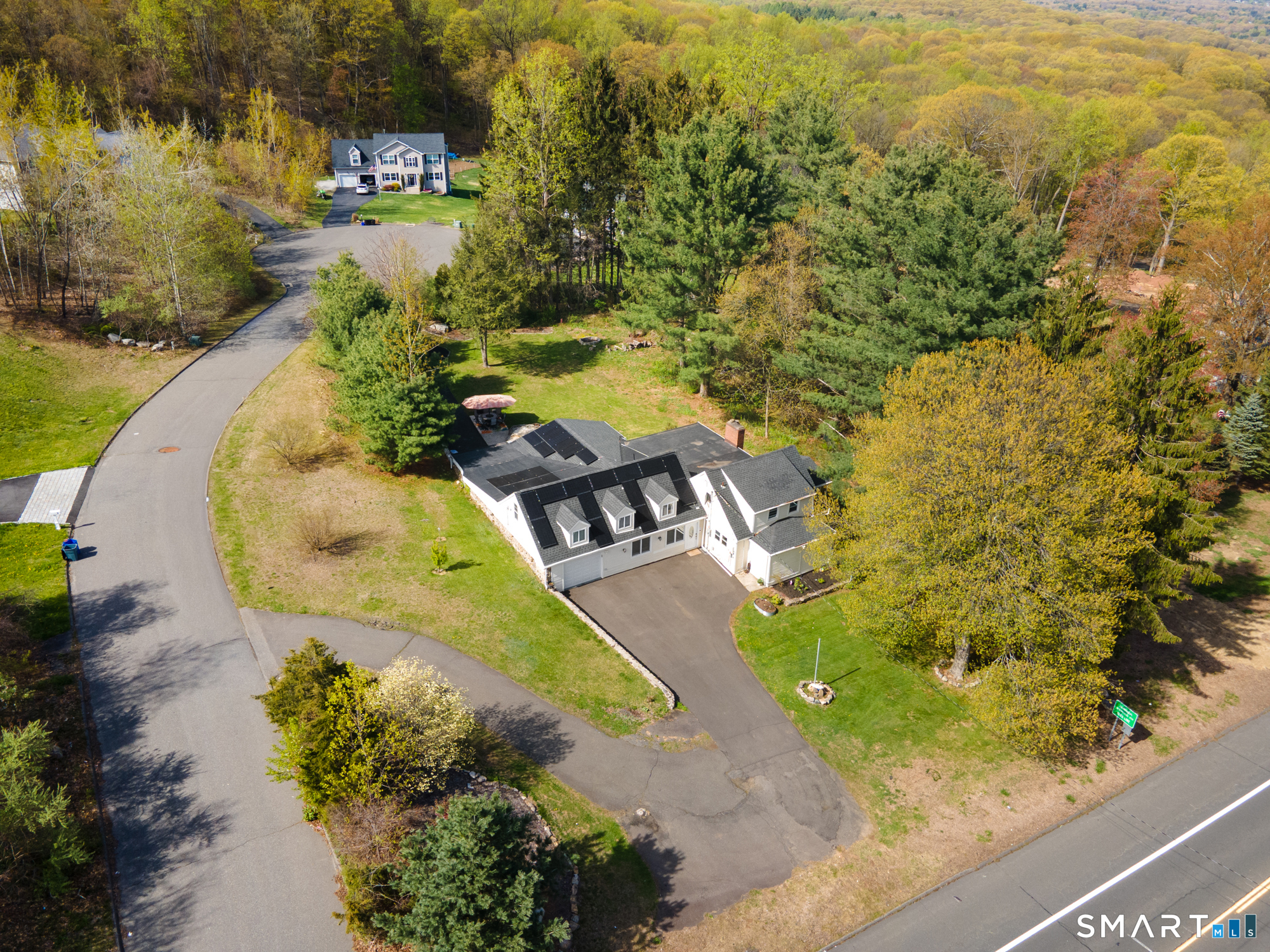 2 Apple Hill Road Wolcott, CT 06716 - Photo 3 of 37