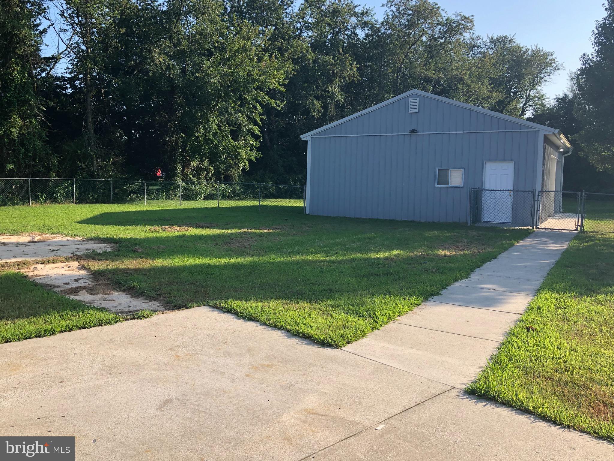 763 Garton Road Bridgeton, NJ 08302 - Photo 2 of 22 Back Yard