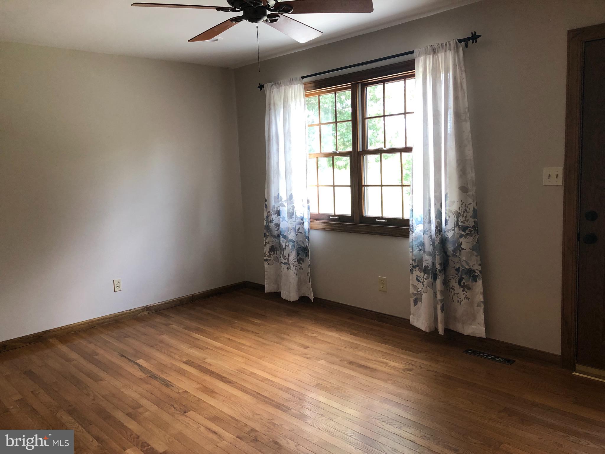 763 Garton Road Bridgeton, NJ 08302 - Photo 15 of 22 Living Room with Beautiful Hardwood Floor