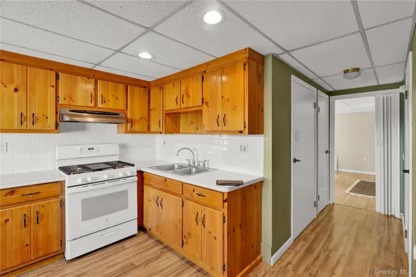 $550,000 | 12 Anita Court, Kingston, NY 12401