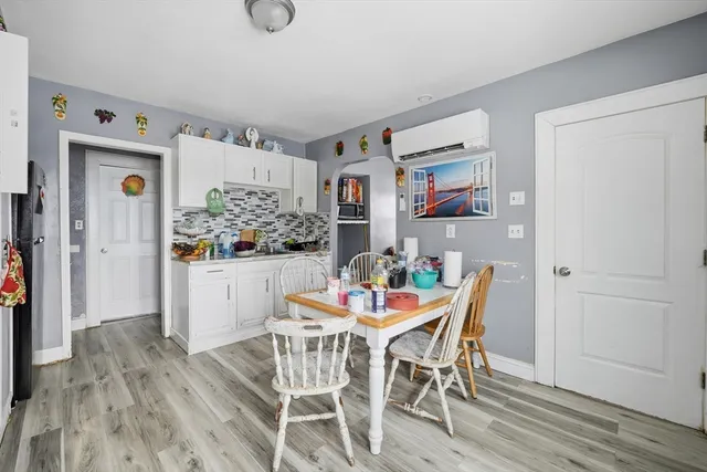 $450,000 | 211-213 Chapin Terrace, Springfield, MA 01104