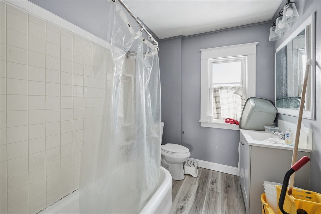 211-213 Chapin Terrace Springfield, MA 01104 - Photo 13 of 13