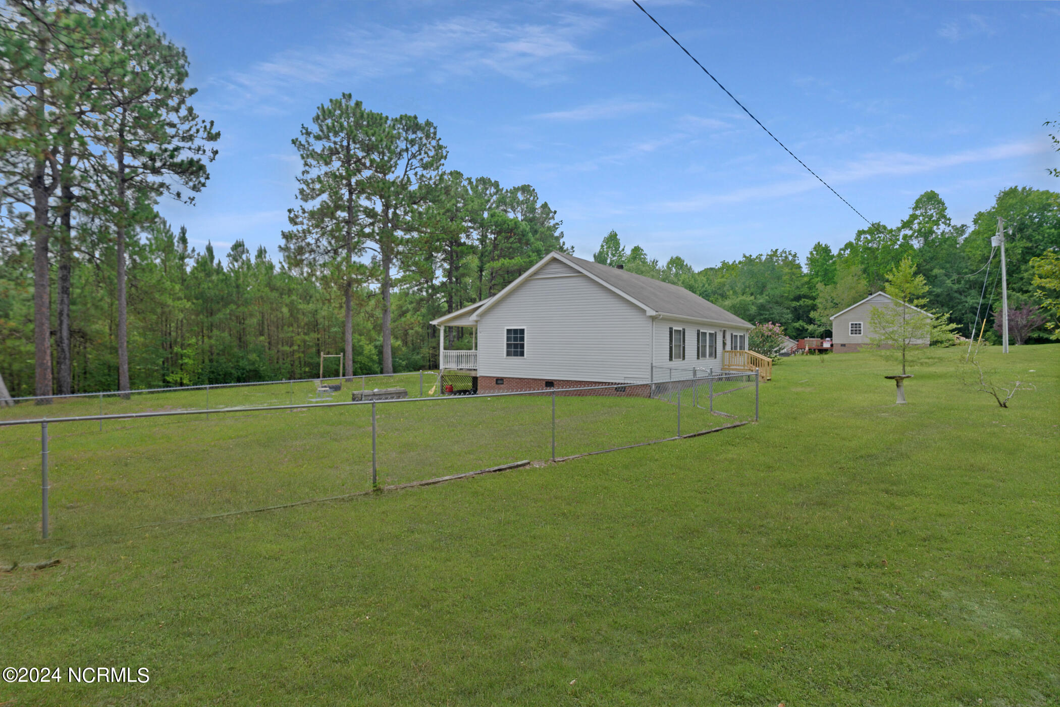152 North Shore Trail Rockingham, NC 28379 - Photo 8 of 26 DSC06633