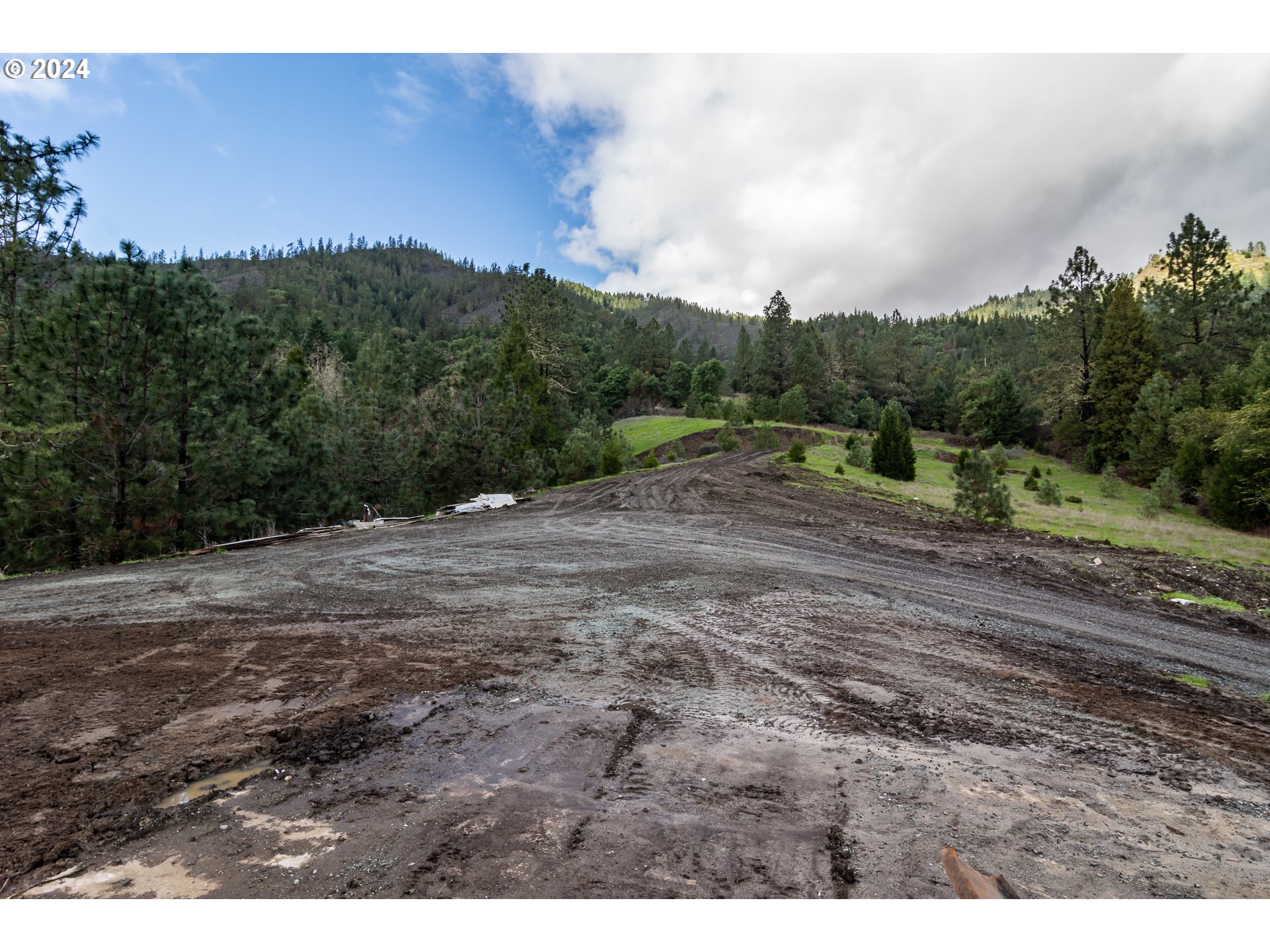 1955 Weaver Road Myrtle Creek, OR 97457 - Photo 21 of 31