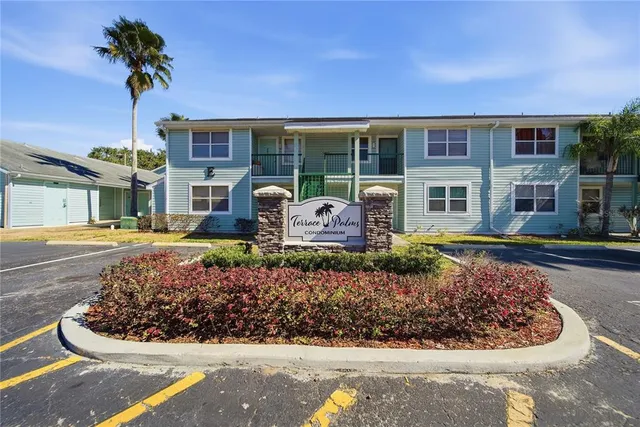 $159,999 | 5040 Terrace Palms Circle, Unit 102, Tampa, FL 33617
