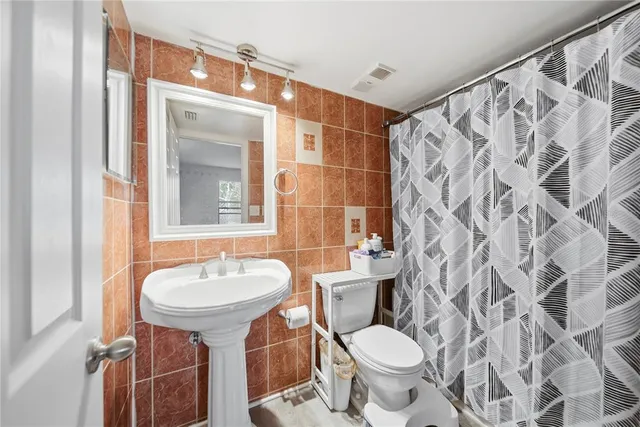 $159,999 | 5040 Terrace Palms Circle, Unit 102, Tampa, FL 33617