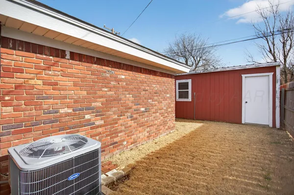 $230,000 | 1209 Northwestern Street, Perryton, TX 79070