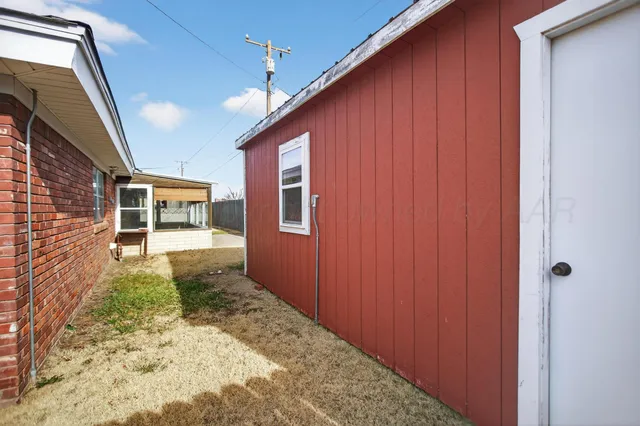 $230,000 | 1209 Northwestern Street, Perryton, TX 79070