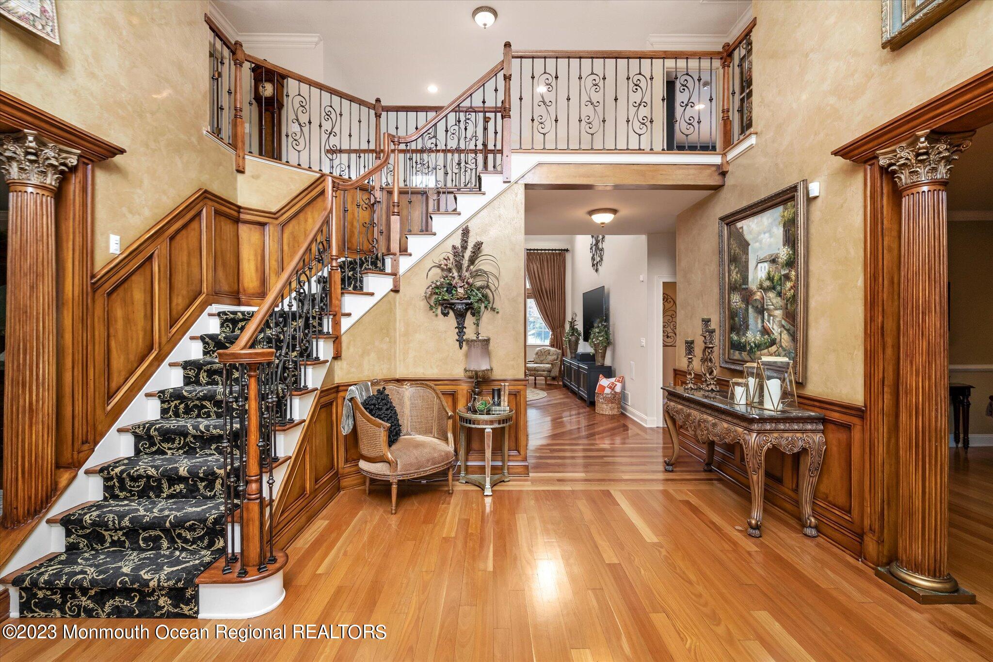 27 Millennium Drive Columbus, NJ 08022 - Photo 12 of 82 a view of entryway with wooden floor