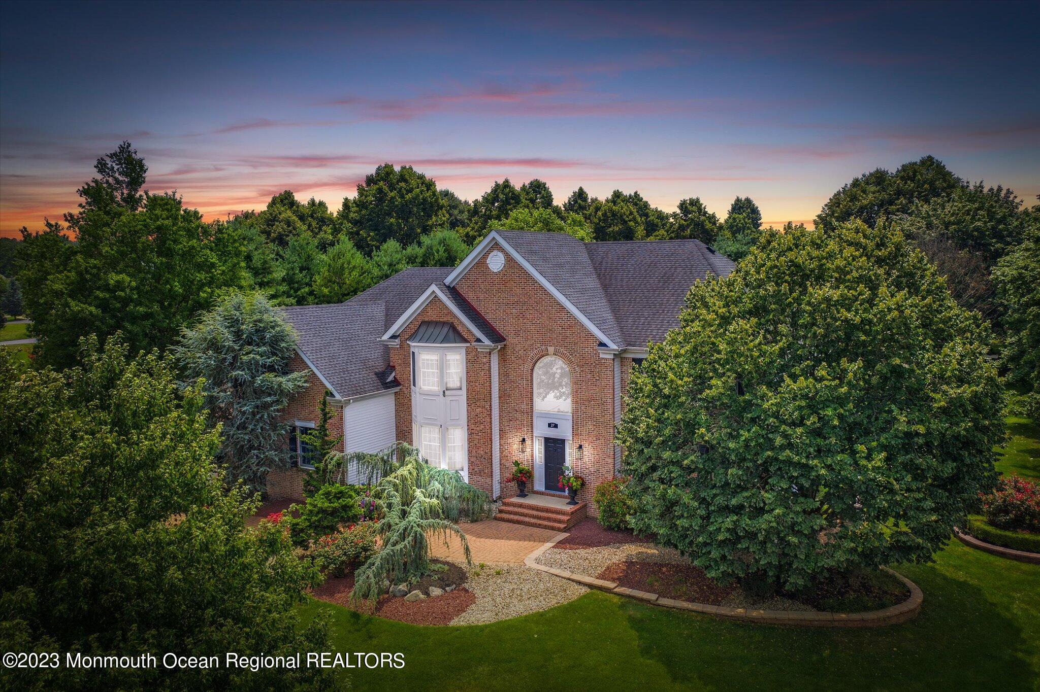 27 Millennium Drive Columbus, NJ 08022 - Photo 2 of 82 a house with trees in the background