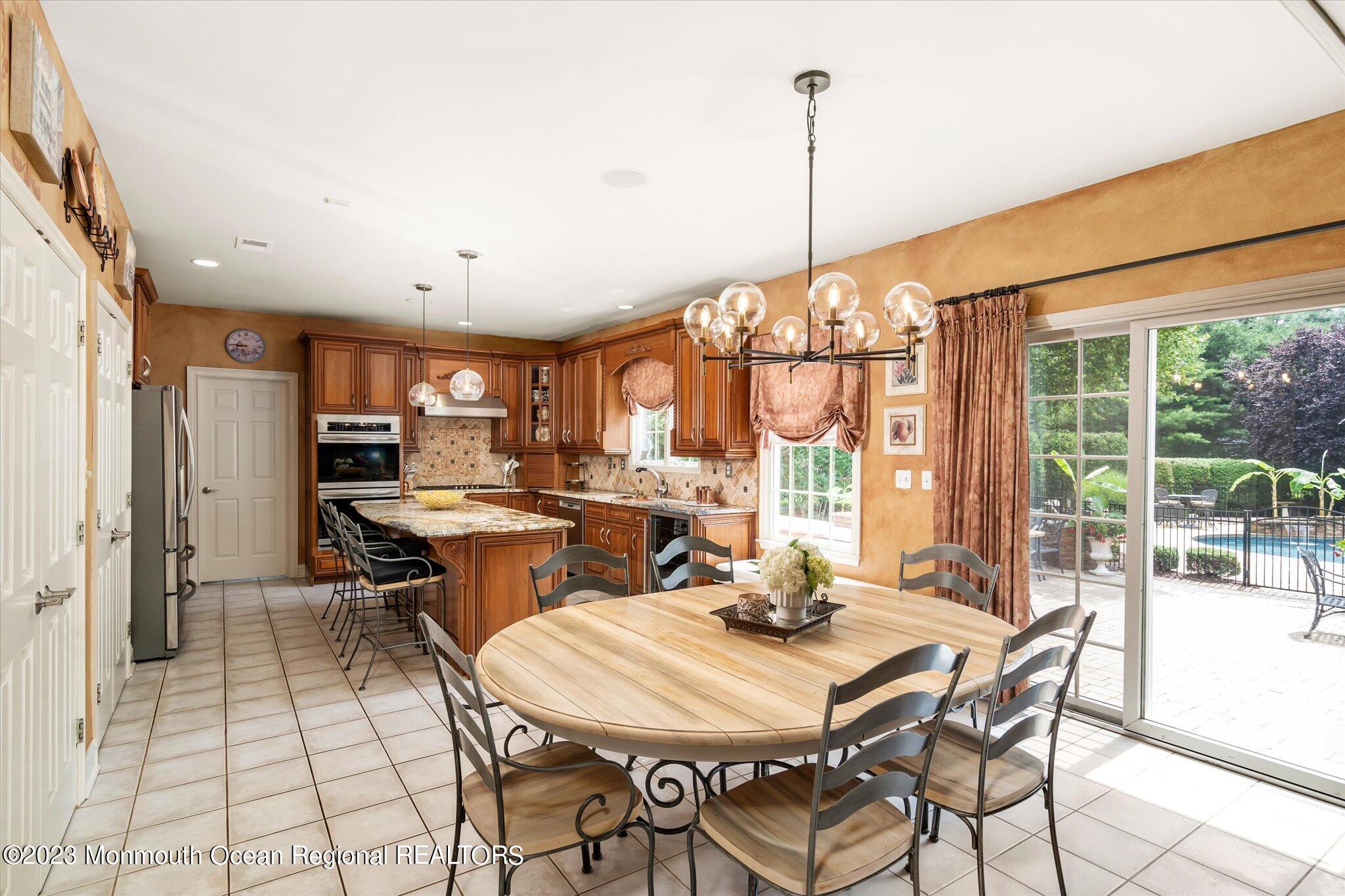 27 Millennium Drive Columbus, NJ 08022 - Photo 24 of 82 a view of a dining room and livingroom view
