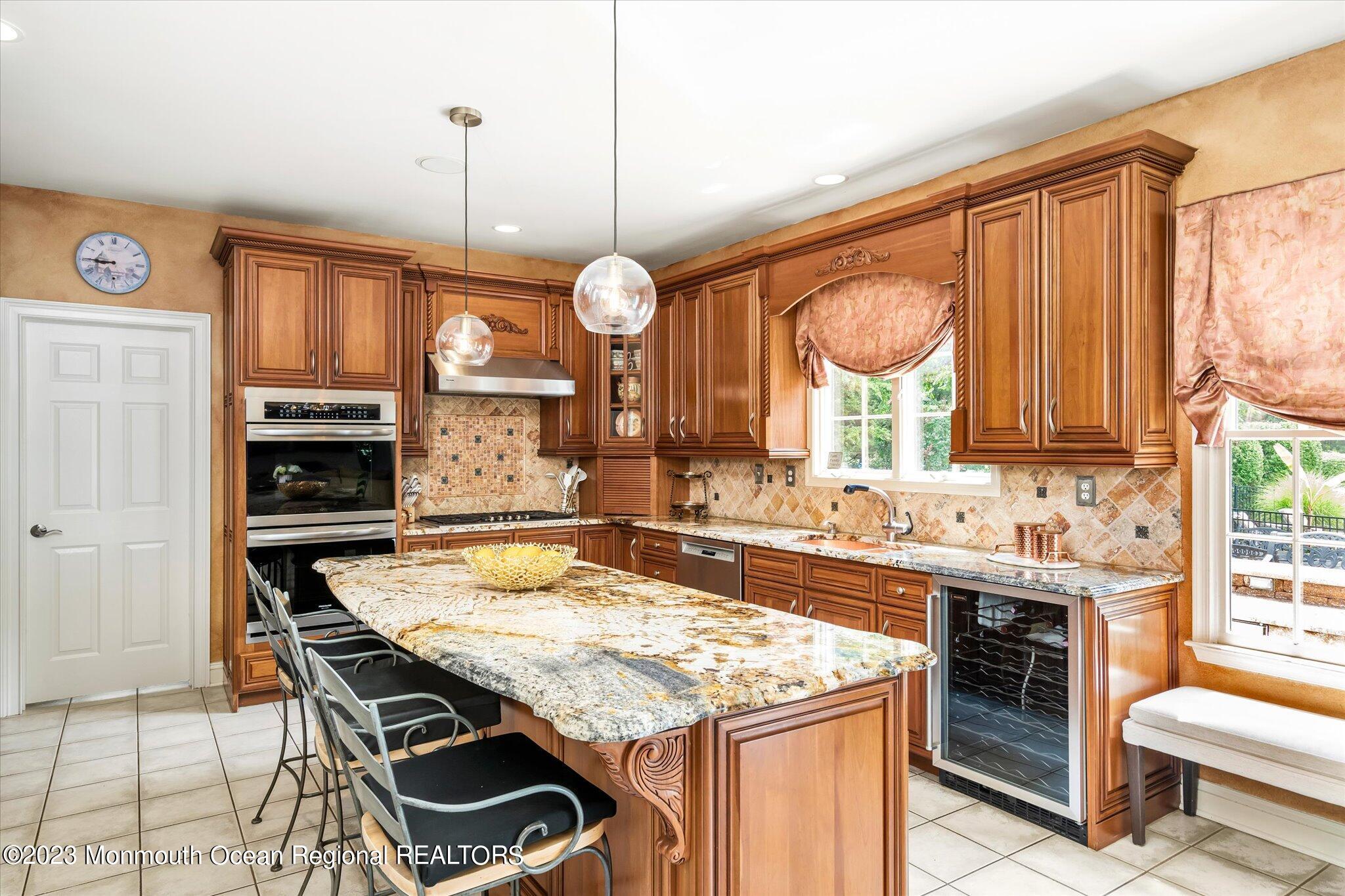 27 Millennium Drive Columbus, NJ 08022 - Photo 25 of 82 25-27_Millennium_Drive-25