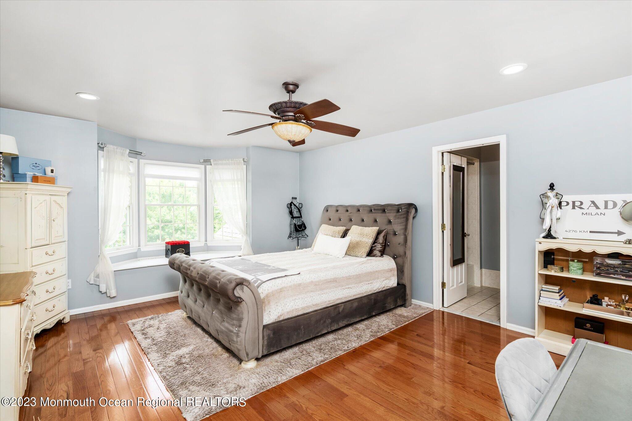 27 Millennium Drive Columbus, NJ 08022 - Photo 33 of 82 33-27_Millennium_Drive-33