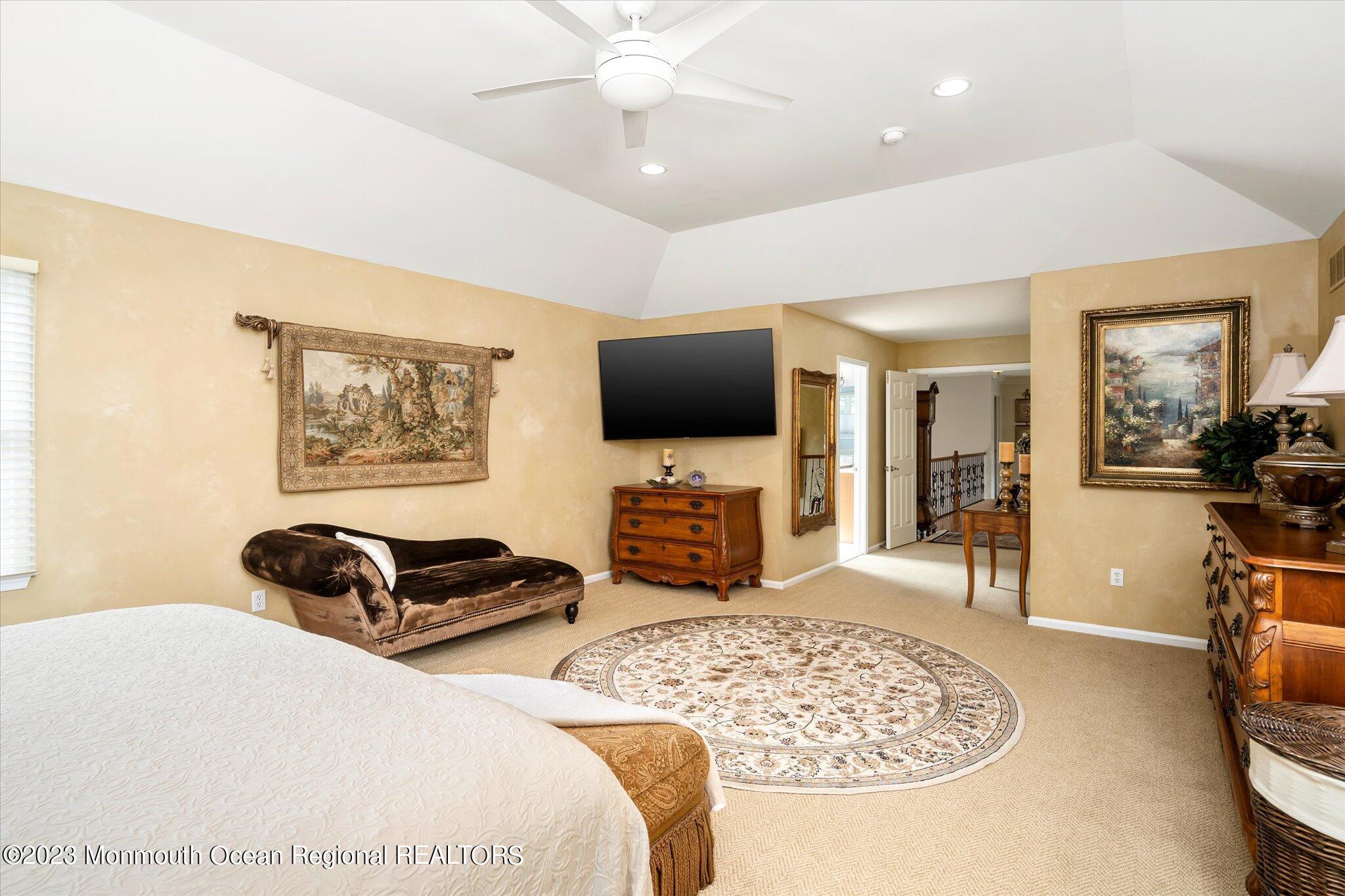 27 Millennium Drive Columbus, NJ 08022 - Photo 39 of 82 a bedroom with bed and tv