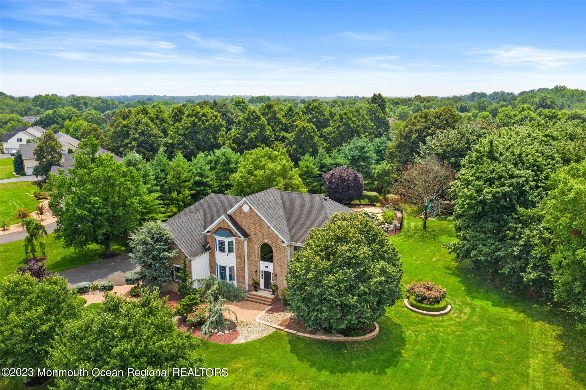 27 Millennium Drive Columbus, NJ 08022 - Photo 74 of 82 74-27_Millennium_Drive-74