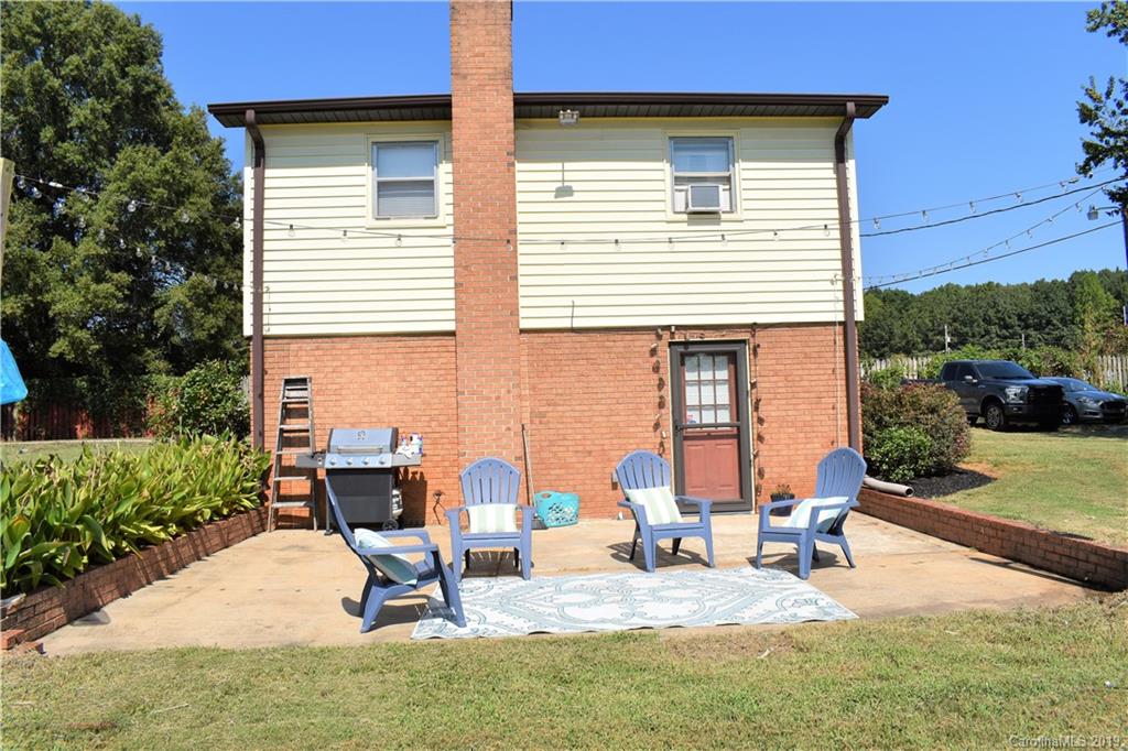 6060 Lineberger Road Sherrills Ford, NC 28673 - Photo 2 of 41 Gallery Image 2