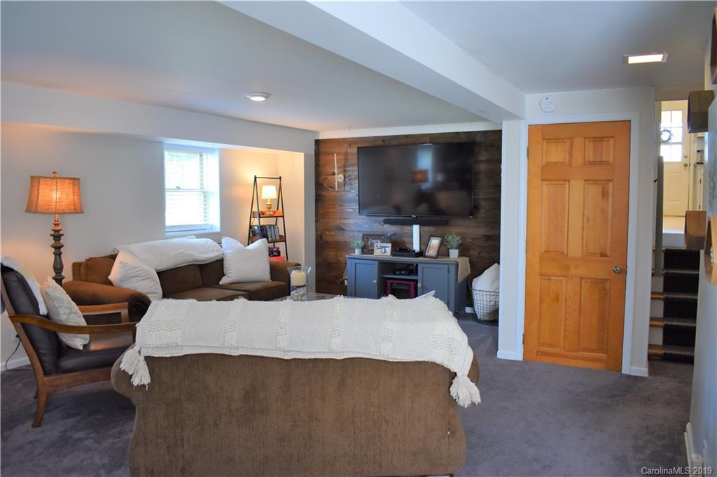 6060 Lineberger Road Sherrills Ford, NC 28673 - Photo 18 of 41 Gallery Image 18