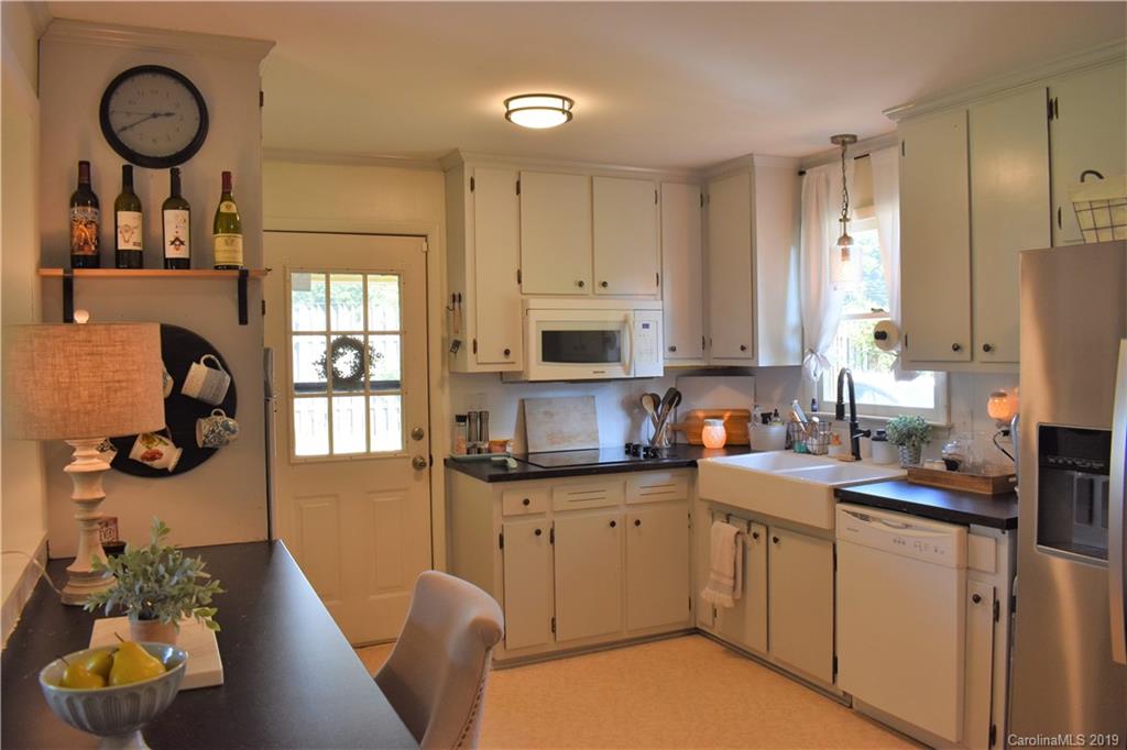 6060 Lineberger Road Sherrills Ford, NC 28673 - Photo 3 of 41 Gallery Image 3